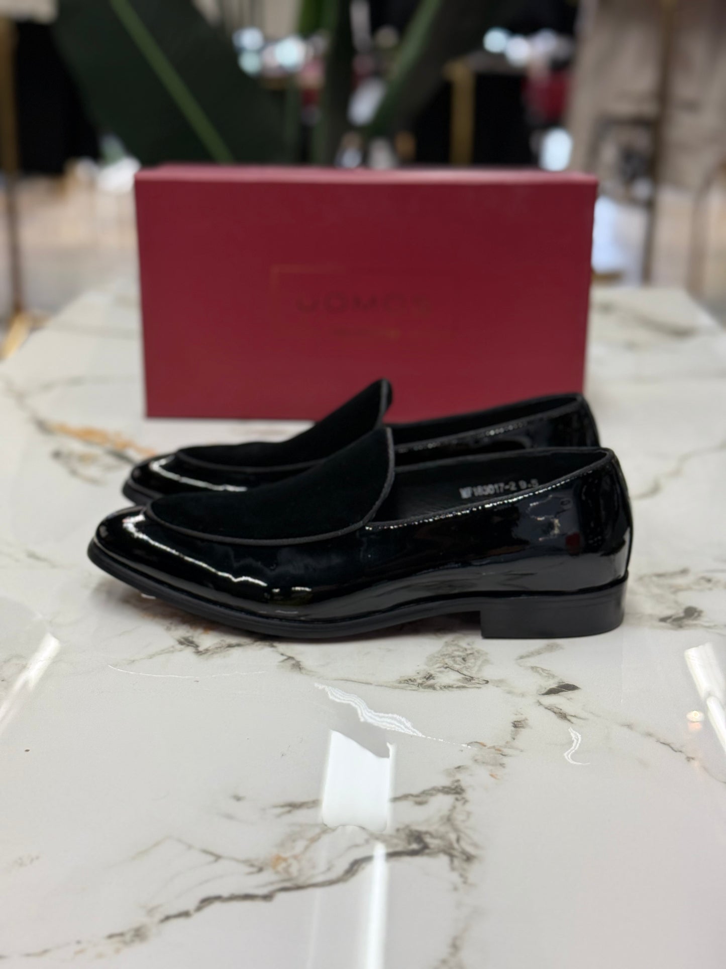 UOMOS Loafers Black Velvet & pure patent leather Tuxedo
