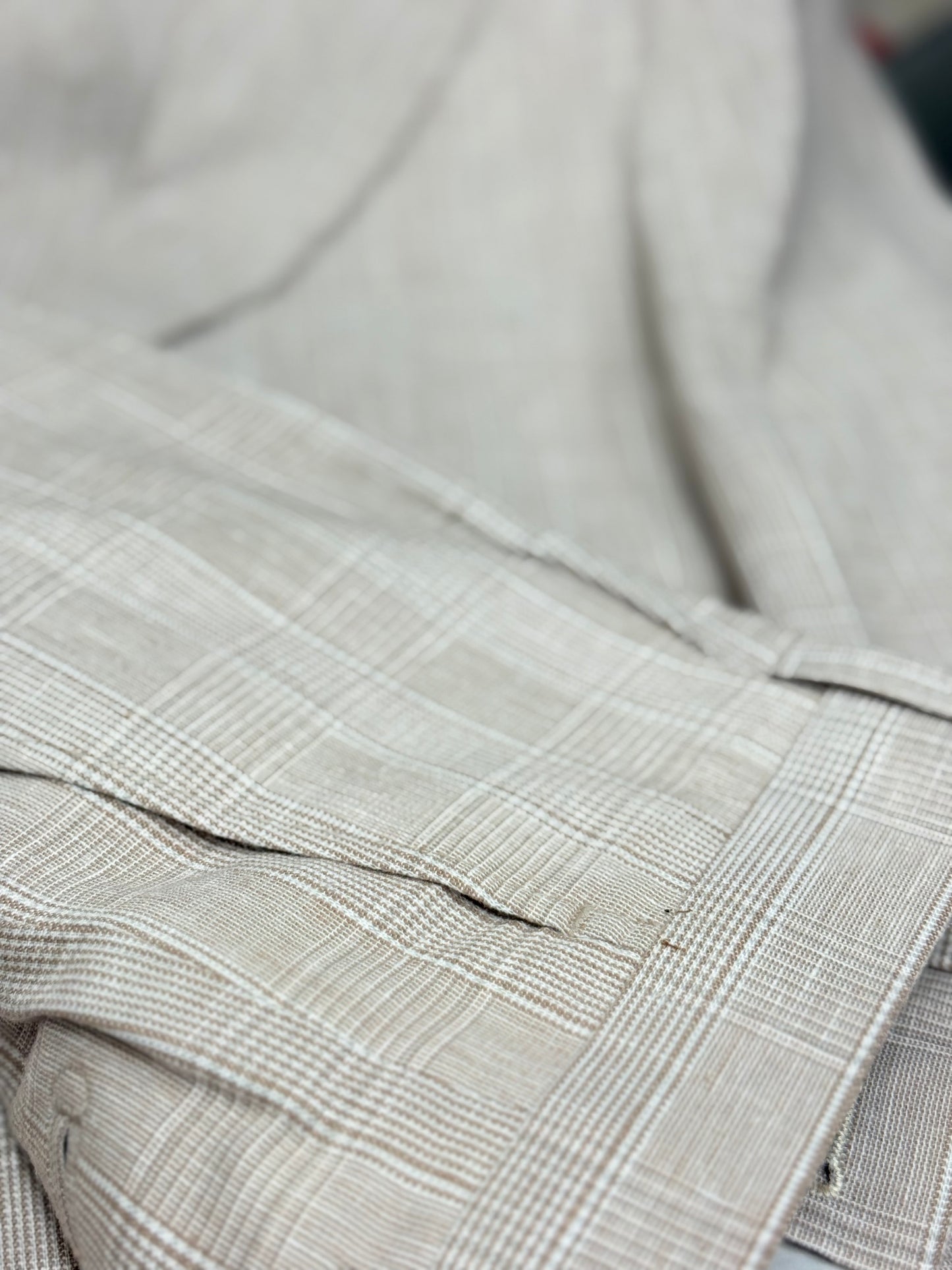Light Tan Glen Plaid Super 150’s Wool Suit Notch Lapel