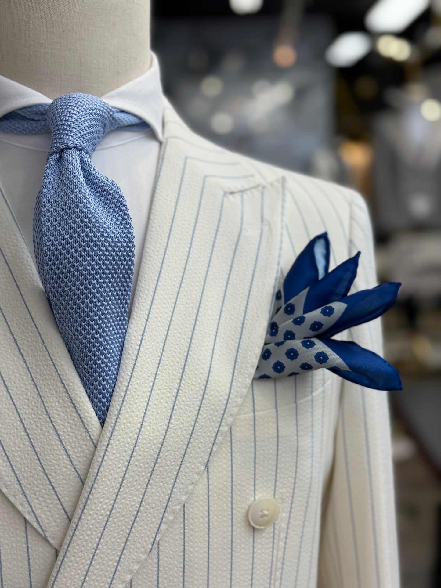 Off-White | L blue Prestige Seersucker Pinstripe