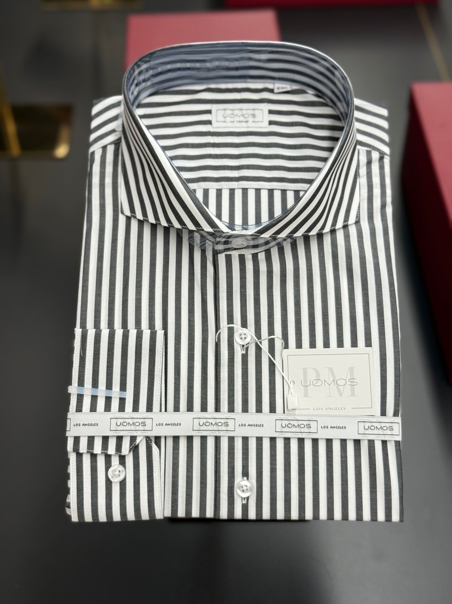 White and Black cut-away cotton shirt slim
