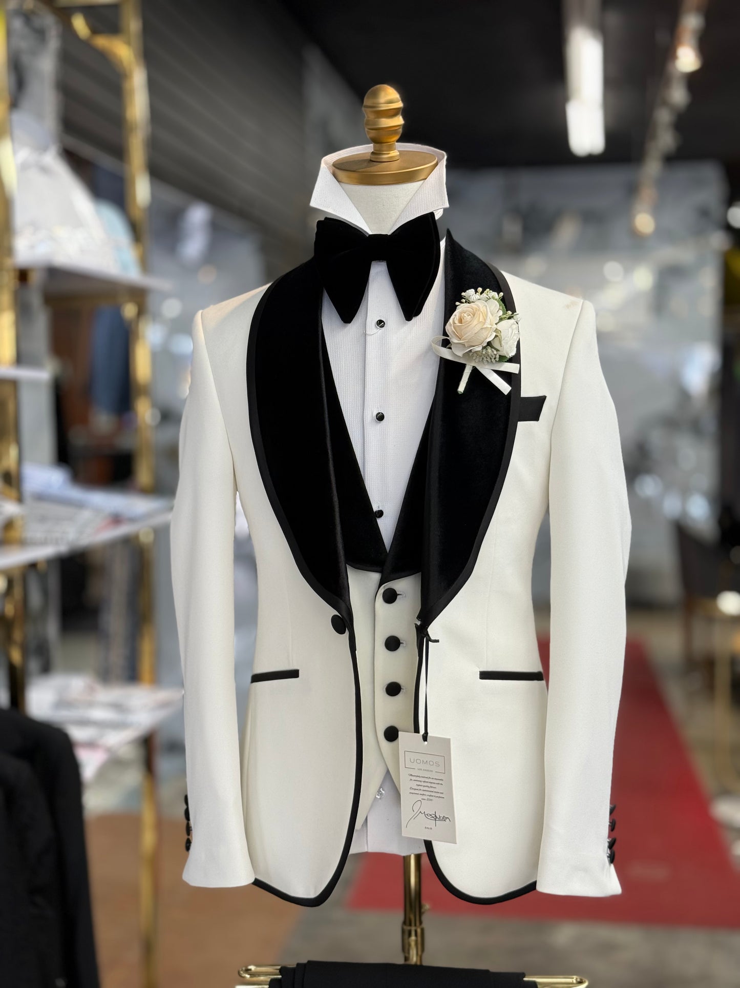 Off White Shawl Lapel Velvet Edition