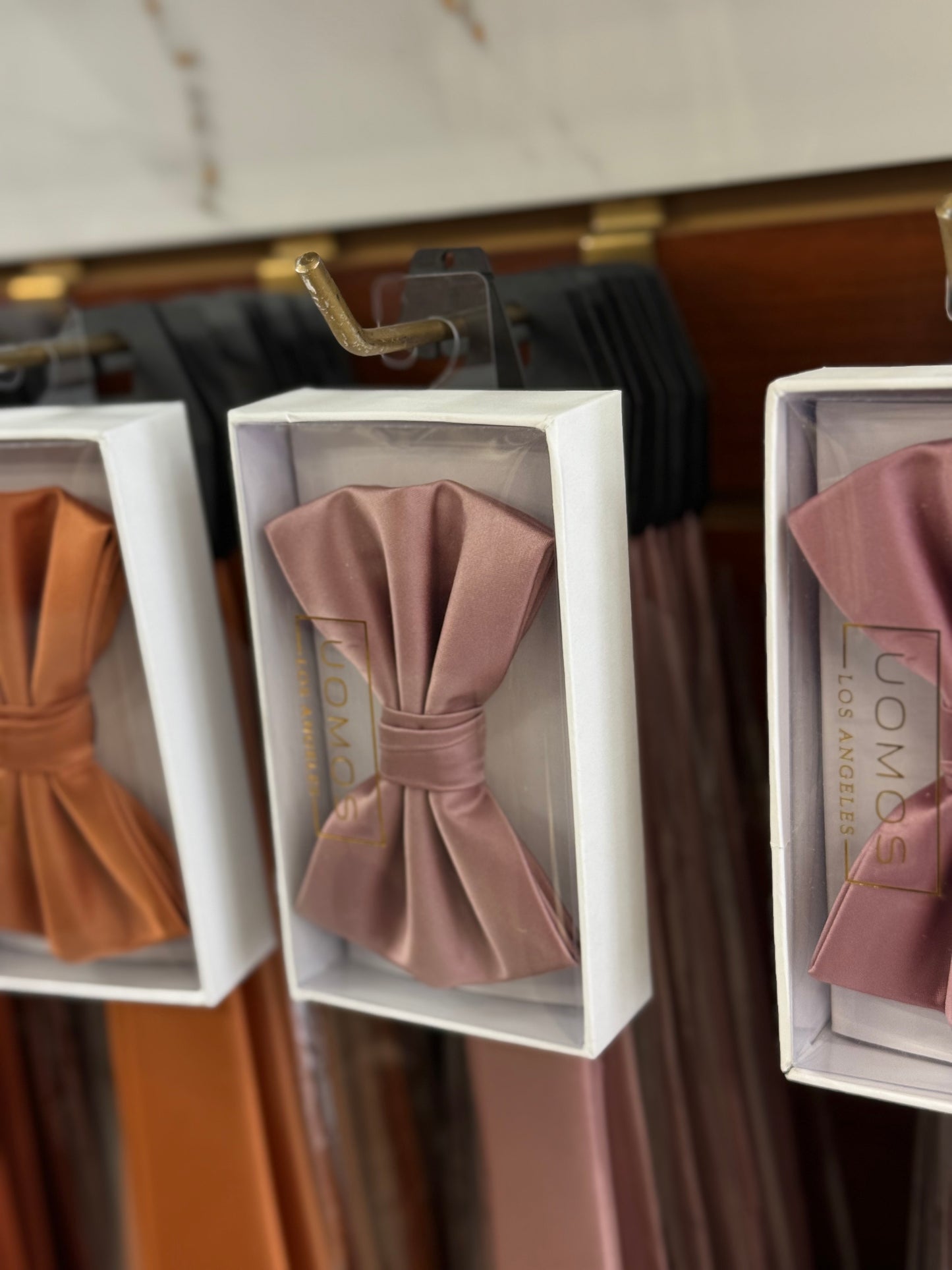 Mauve Bow tie & Pocket Square set.