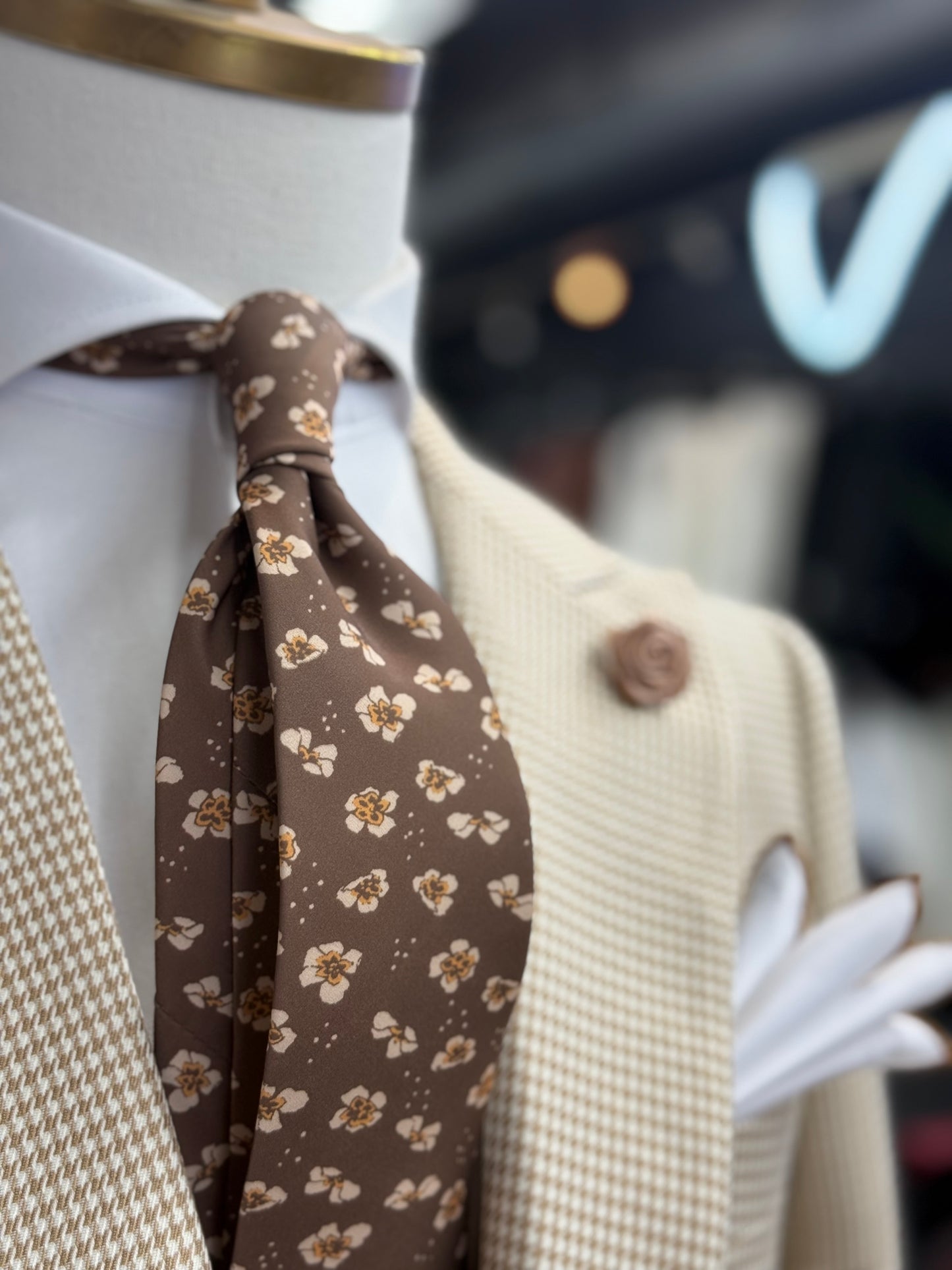 Necktie Floral Brown & Beige
