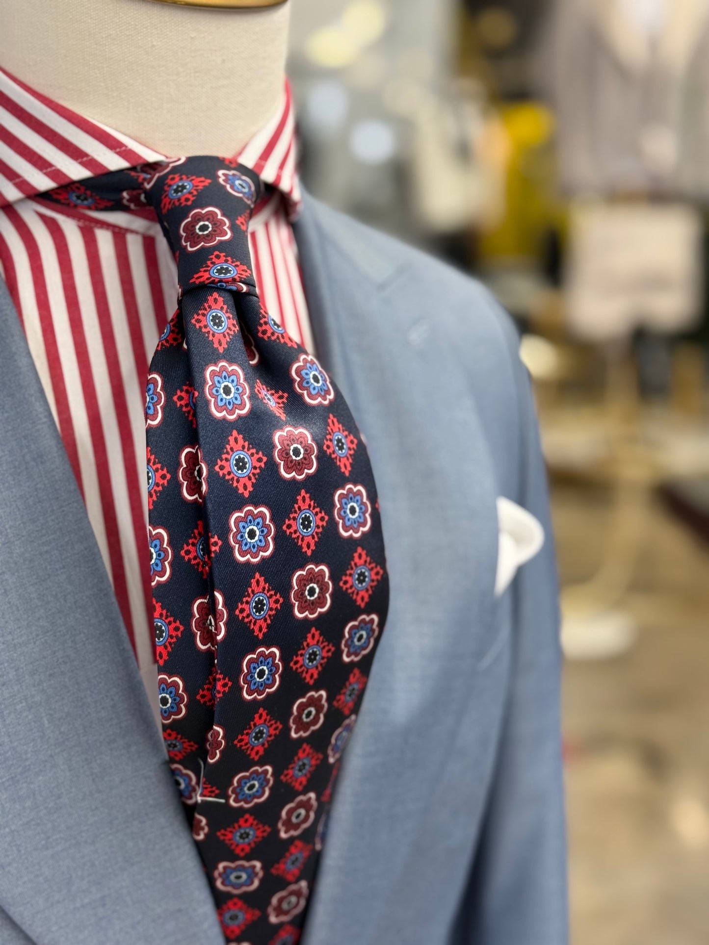 Necktie Medallion Red & Navy