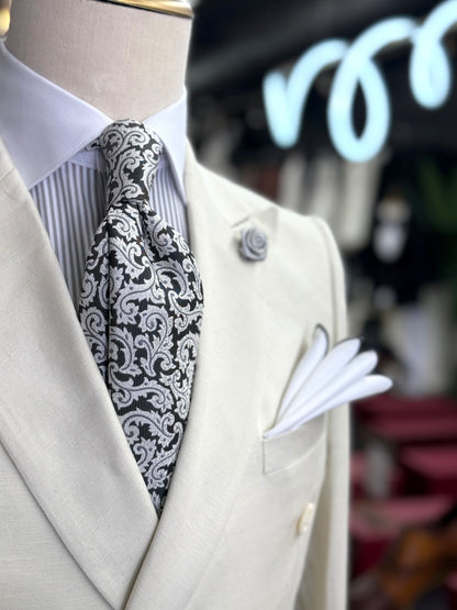 Necktie Silver & Black Baroque