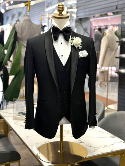Essential Shawl Lapel Black Tuxedo