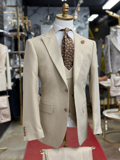 Vanilla Cream Micro Houndstooth Wide Peak Lapel Suit