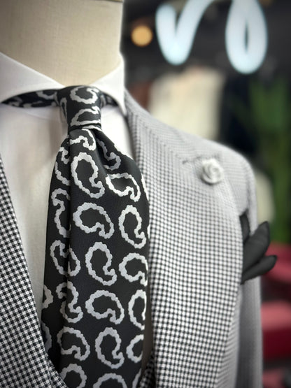Necktie Paisley Black & silver