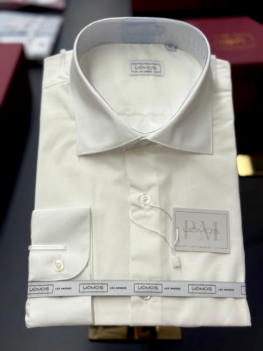 Off White spread collar, regular cuffs