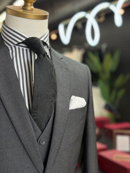 Necktie Paisley Black Textured