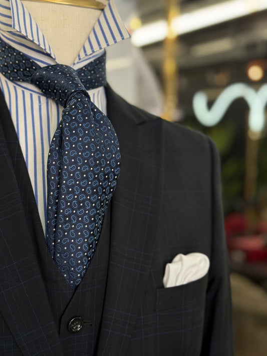 Necktie Small Paisley Dotted Navy