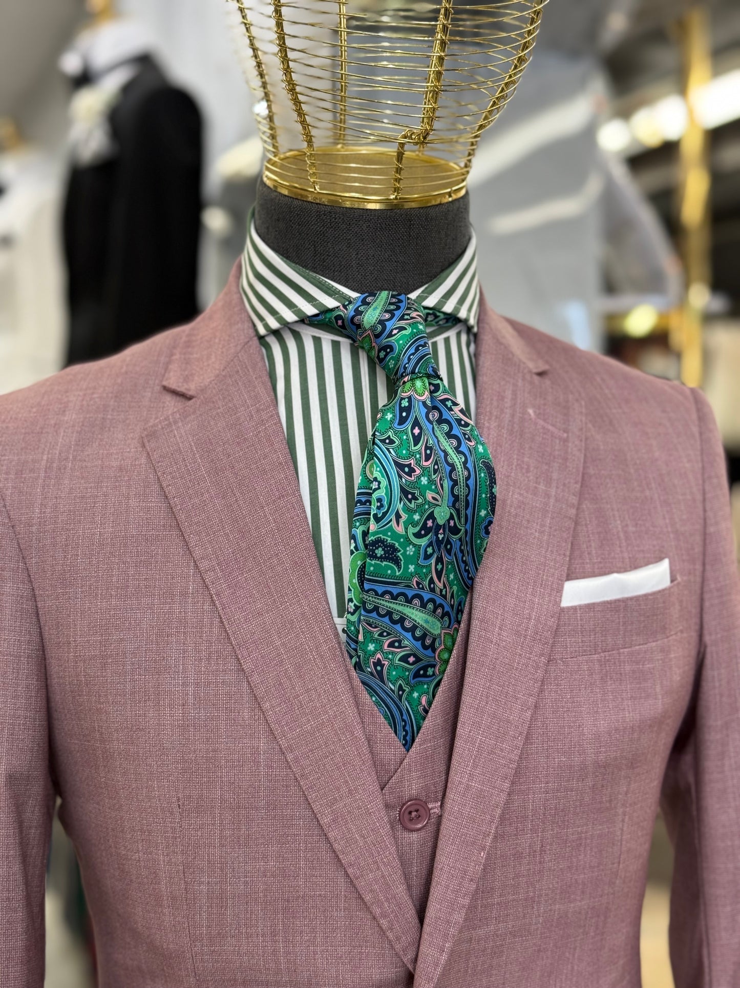 Necktie Big Paisley Green