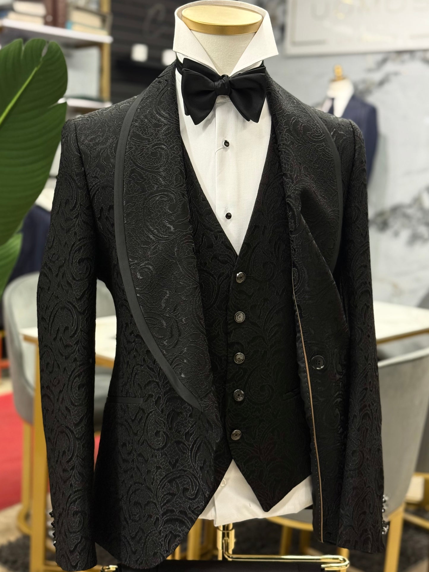 Black Jacquard Double breasted Shawl Lapel Tuxedo