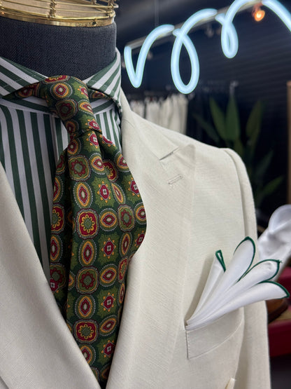 White pocket square / Green trim