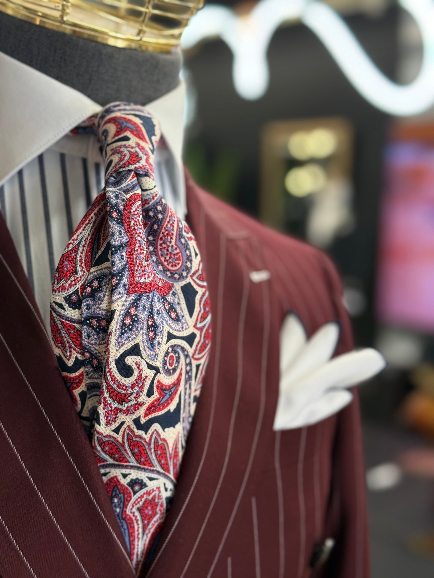 Necktie Crimson Big Paisley