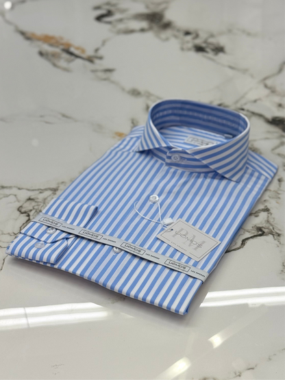 White and Light Blue striped cut-away cotton shirt slim
