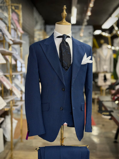 Royal & Midnight Birdeye Wide Peak Lapel Suit
