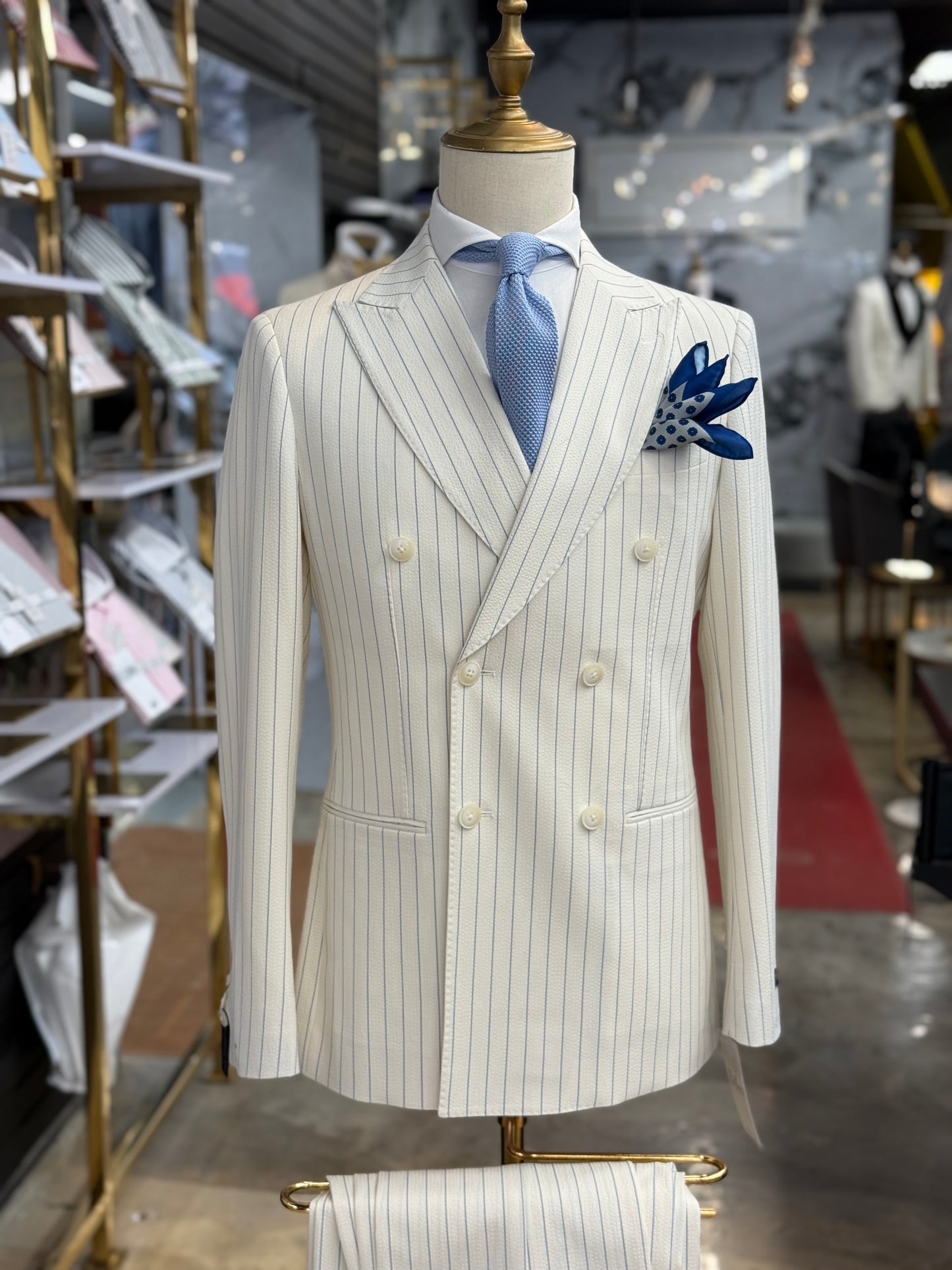 Off-White | L blue Prestige Seersucker Pinstripe