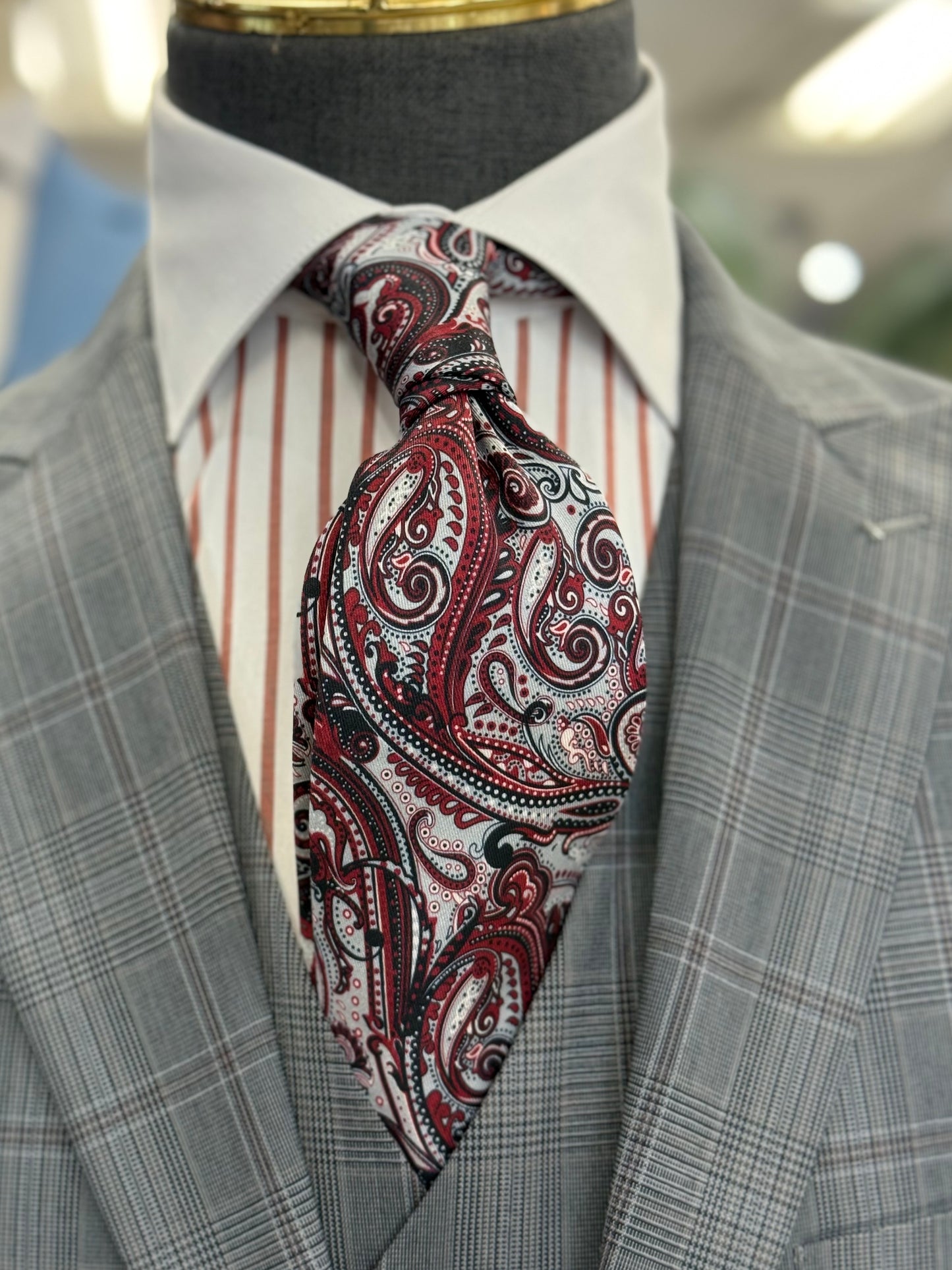 Necktie Big Paisley Silver Grey & Burgundy
