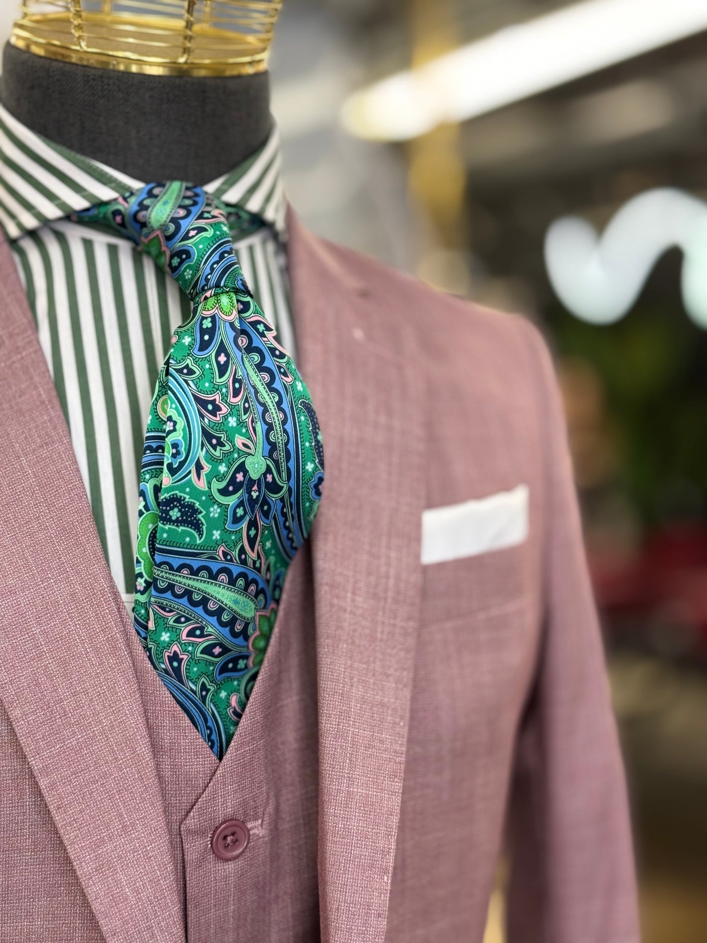 Necktie Big Paisley Green