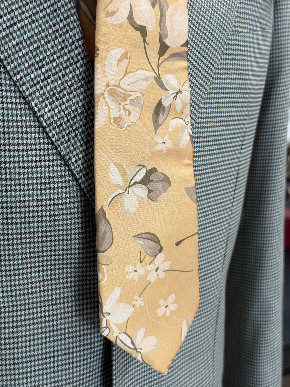 Necktie Floral Golden Meadow
