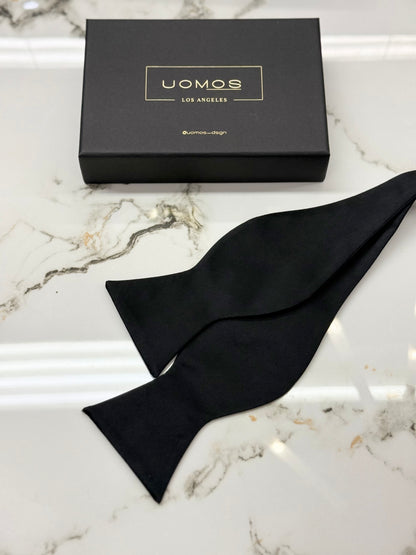 UOMOS Self Bow tie