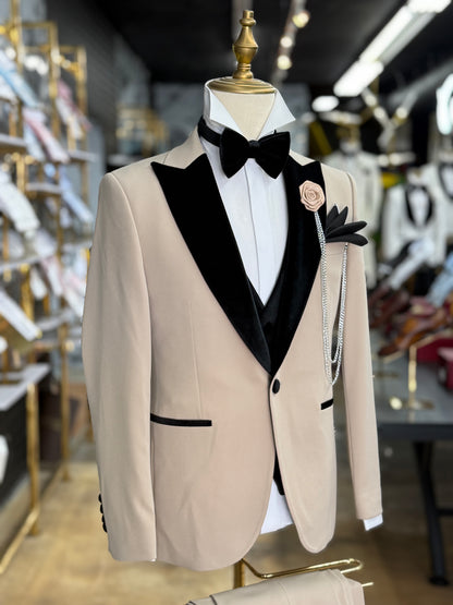 Noir Champagne Peak Lapel Velvet Edition