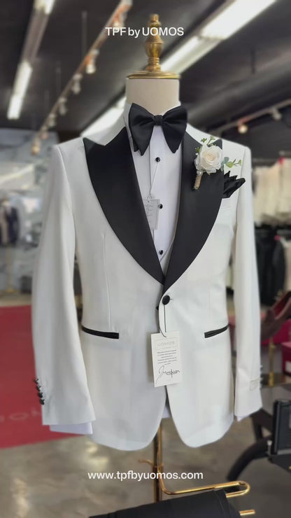 Wide Peak Lapel Soft Off White Tuxedo Uomos